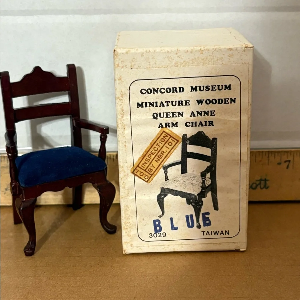 vintage Dollhouse Concord Museum Miniature Wooden Queen Anne Arm‎ Chair blue